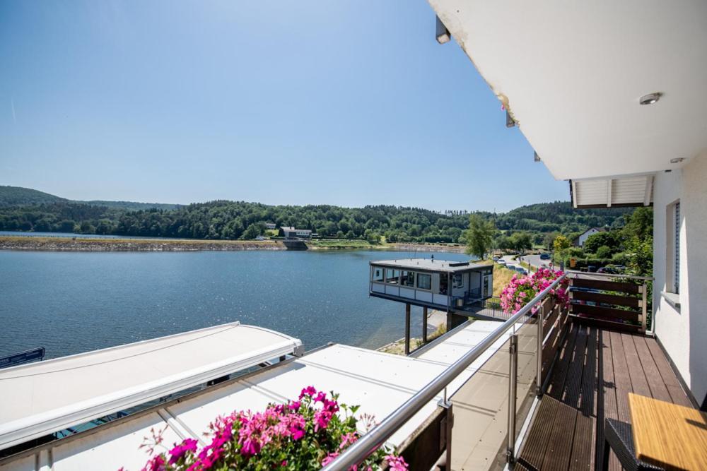 Garni Hotel Henn Зиммерат Экстерьер фото