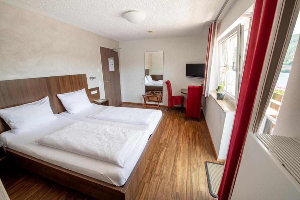 Garni Hotel Henn Зиммерат Экстерьер фото