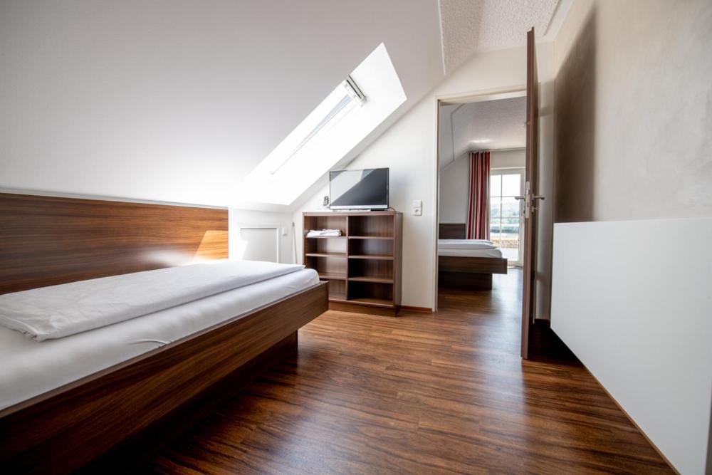 Garni Hotel Henn Зиммерат Экстерьер фото